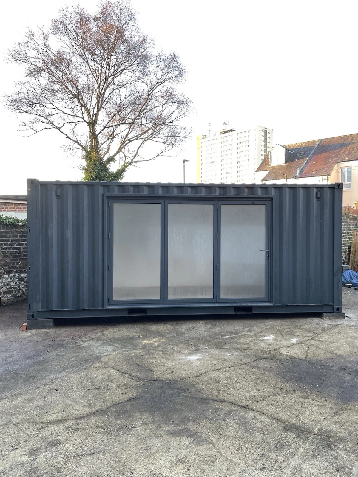 20ft Converted Shipping Container Office / Gym – photo 5