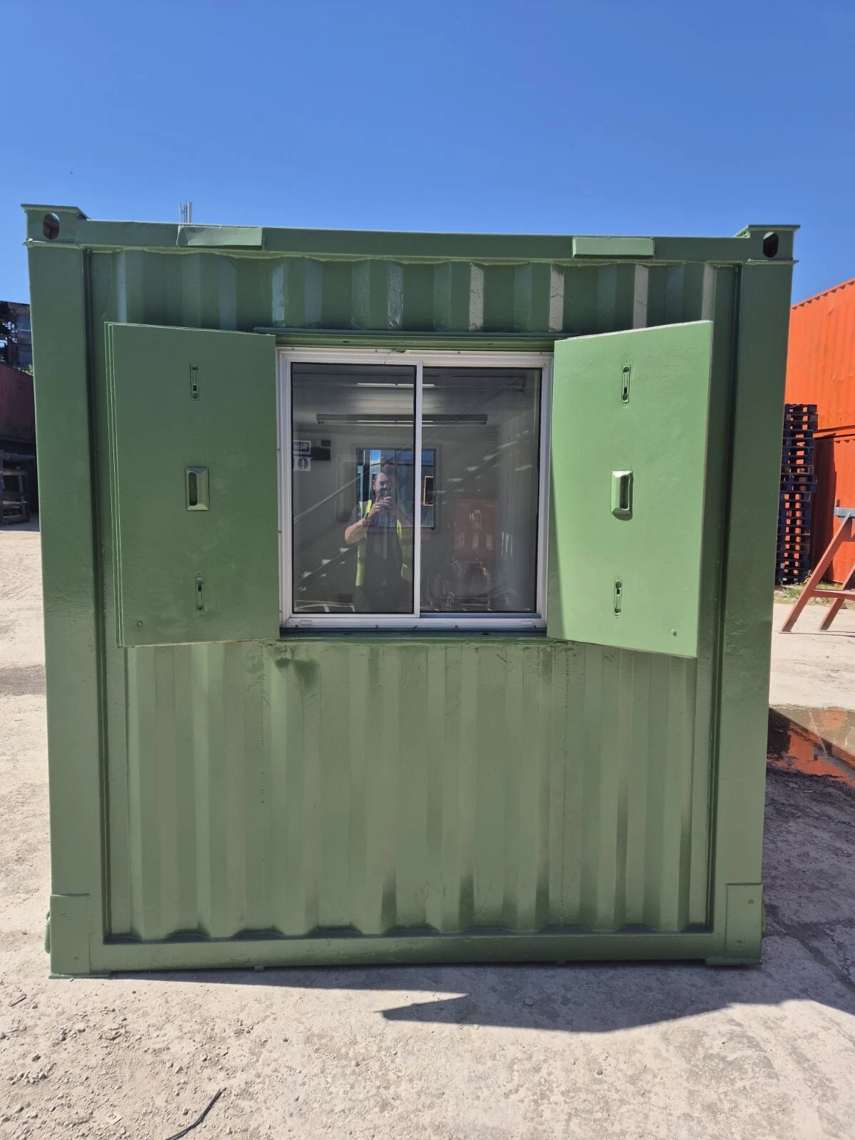 20ft x 8ft Anti-Vandal Open Plan Office (Green) – photo 6
